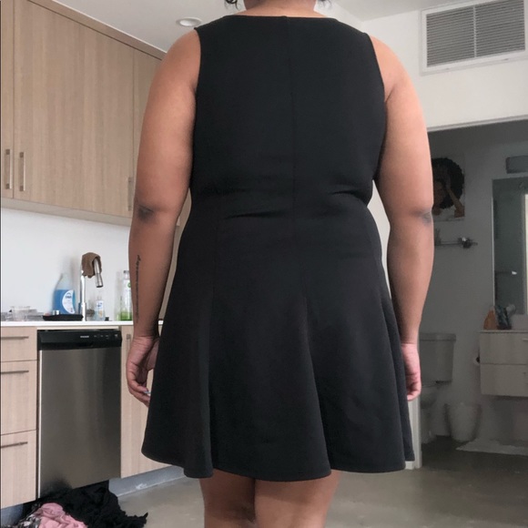 Black Zipper Dress - Picture 2 of 6